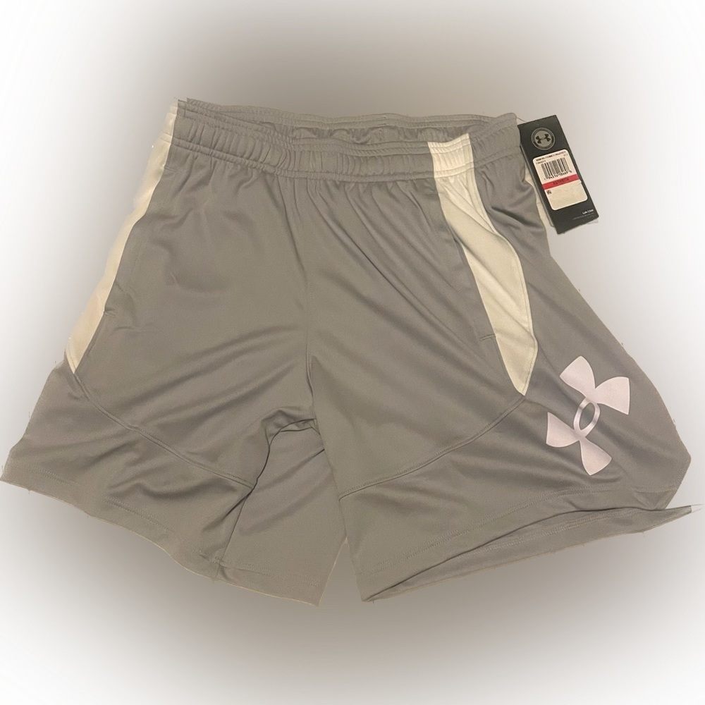 NWT Under Armour XS shorts